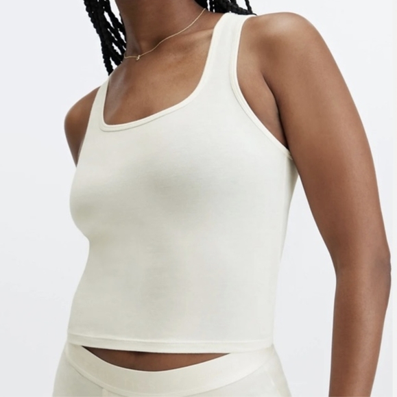 Britt tank, fabletics, white/cream crop - Picture 1 of 2